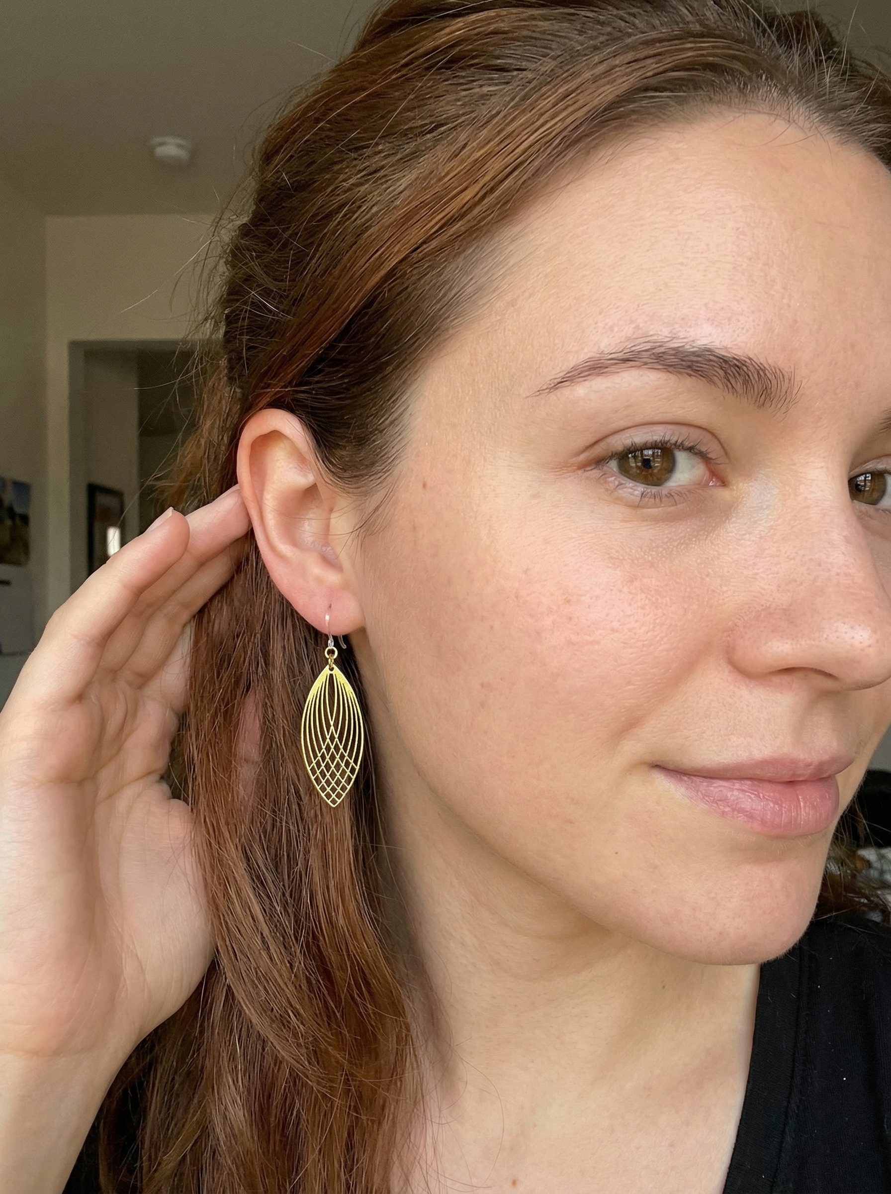 Earlobing Sensitivity: Preventing Reactions with Tips