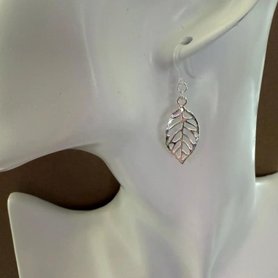 Allergy-friendly earrings - hypoallergenic materials - Image 2