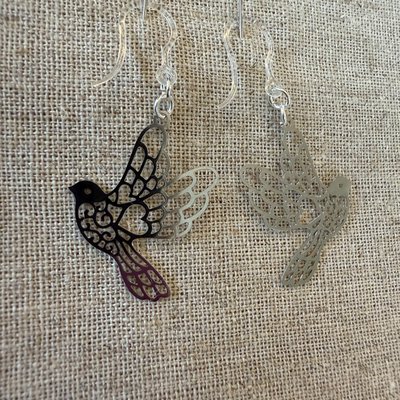 Lightweight hypoallergenic earrings - safe for metal allergies - Image 2