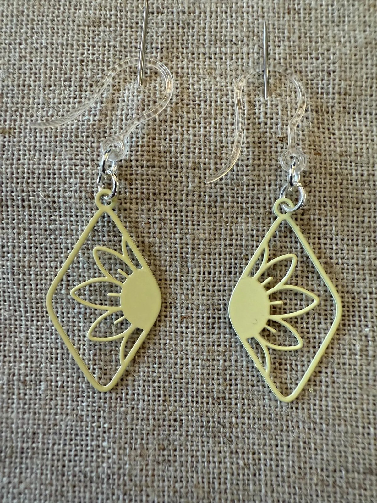Allergy-Friendly Earrings - Gentle on Sensitive Skin