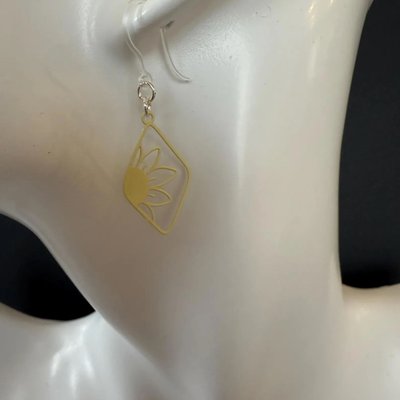 Allergy-friendly earrings - hypoallergenic materials - Image 6