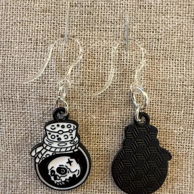 Lightweight hypoallergenic earrings - safe for metal allergies - Image 3