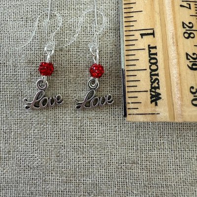Lightweight hypoallergenic earrings - safe for metal allergies - Image 3