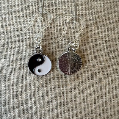 Lightweight hypoallergenic earrings - safe for metal allergies - Image 4