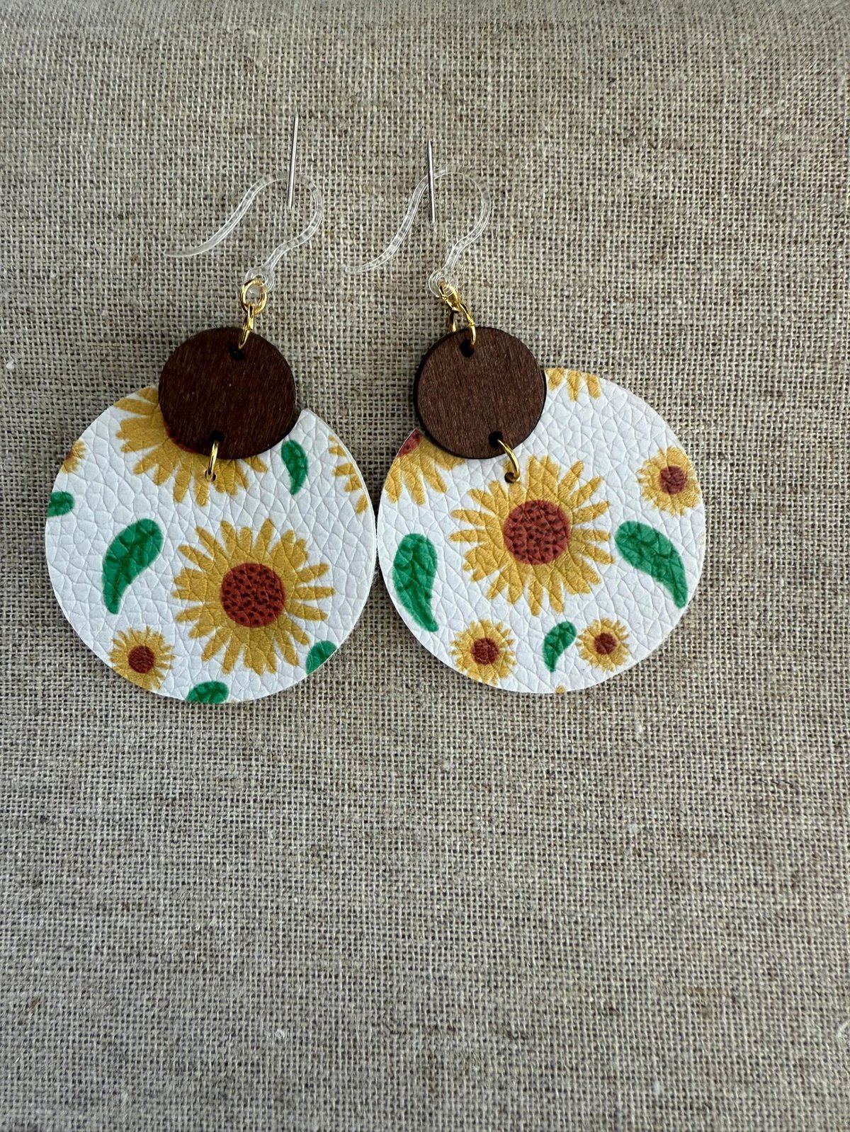 Lightweight Hypoallergenic Earrings - All Day Comfort