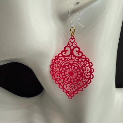 Lightweight hypoallergenic earrings - safe for metal allergies - Image 3