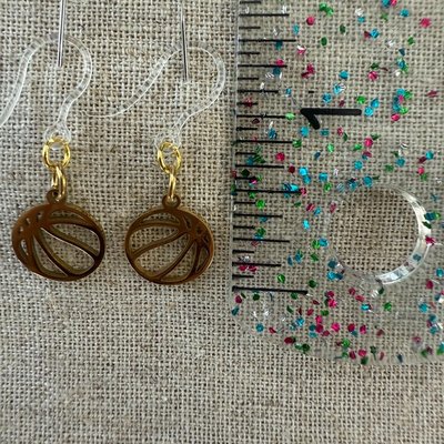 Lightweight hypoallergenic earrings - safe for metal allergies - Image 3