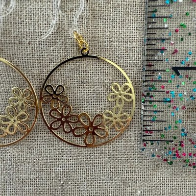 Allergy-friendly earrings - hypoallergenic materials - Image 2