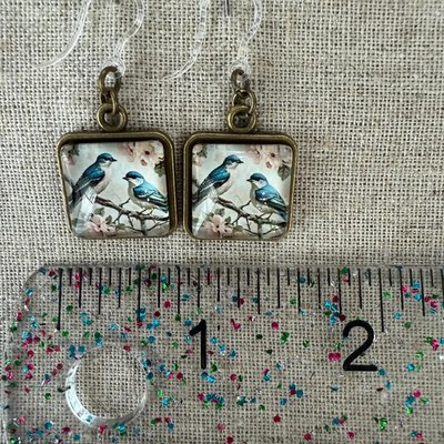 Lightweight hypoallergenic earrings - safe for metal allergies - Image 3