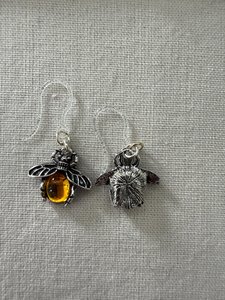 Hypoallergenic earrings for sensitive ears - Image 4