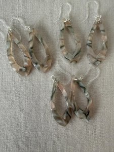 Hypoallergenic earrings for sensitive ears - Image 4