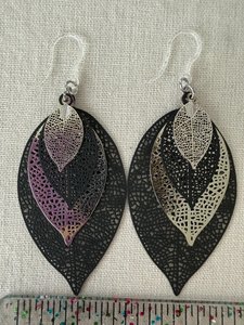 Hypoallergenic earrings for sensitive ears - Image 2
