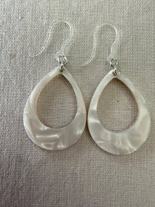 Hypoallergenic earrings for sensitive ears